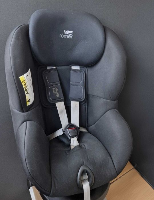 Britax Römer DUALFIX² R столче за кола