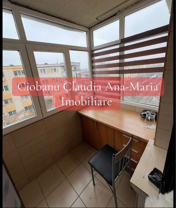 Apartament 2 camere,Decomandat, 1985 bloc izolar