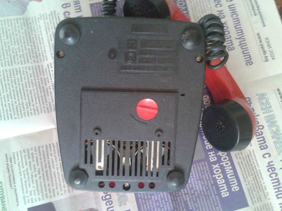 продавам античен стационарен телефон