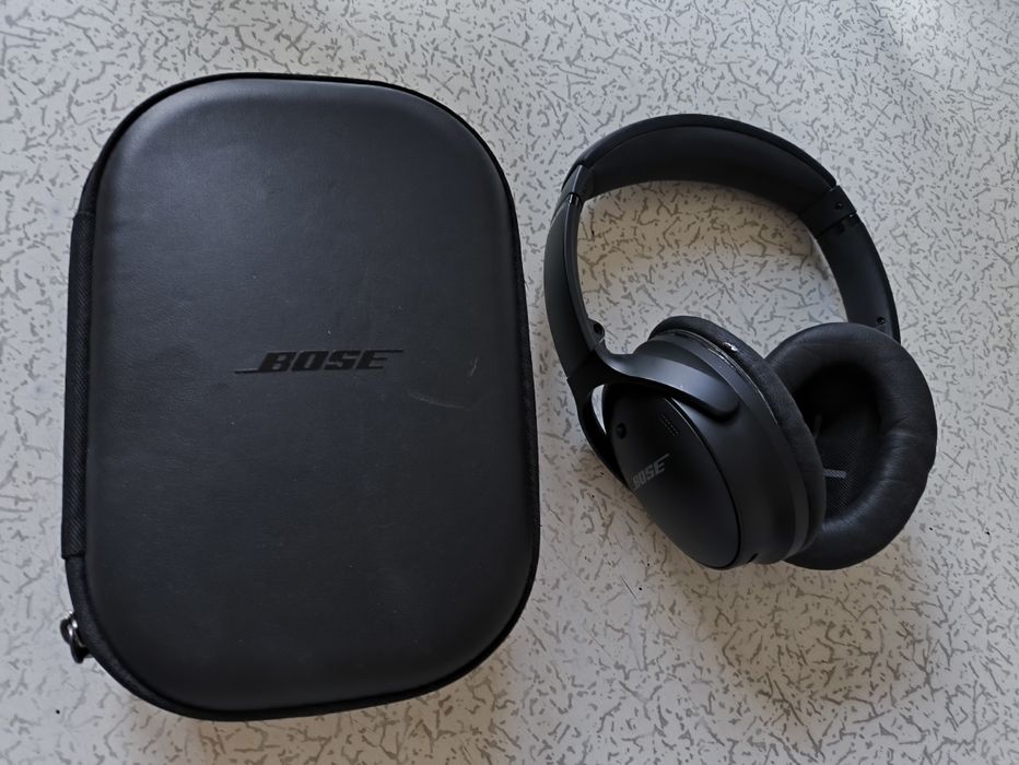 Продам наушники BOSE QC45