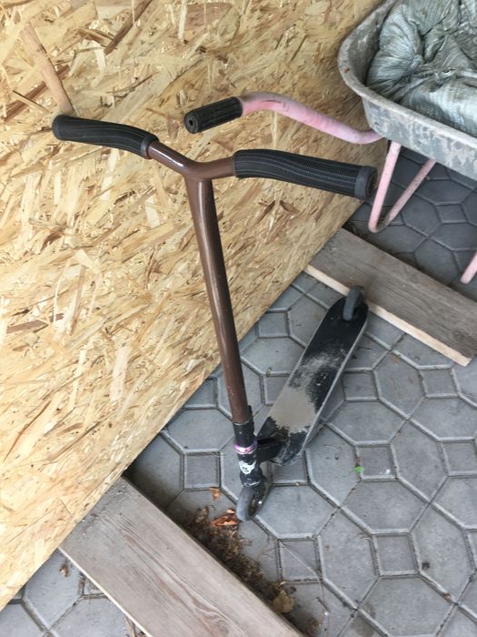 Трюковой самокат