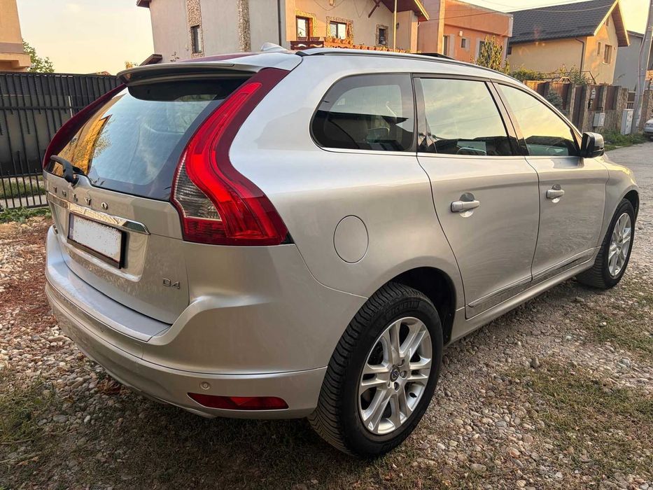 VOLVO XC60 2016 — imagine 4