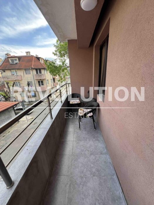 Дава се под наем Тристаен апартамент в Варна, Колхозен пазар - 80 кв.м за 650 € - Снимка #9