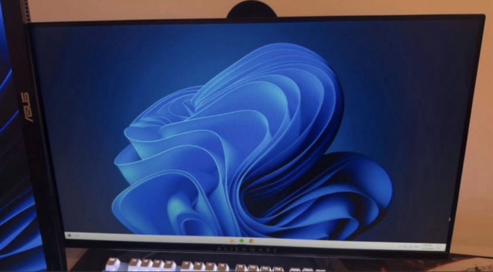 Monitor Alienware 240hz, 1ms, 25inch, Full HD