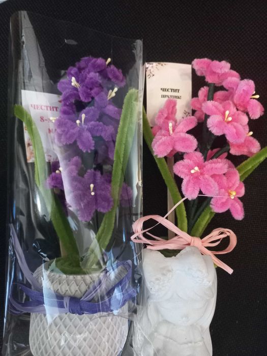 Цветни подаръчета за 8 март