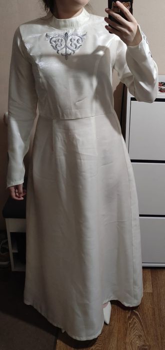 Продам камзол и платье на узату