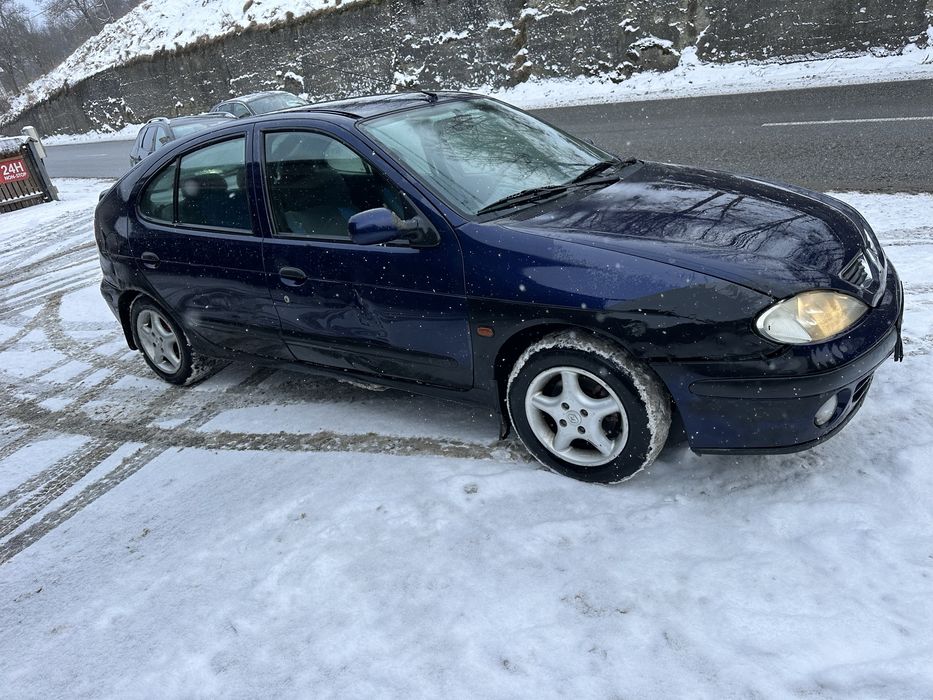 Vand renault megan 14 benzina in stare perfecta de functionare