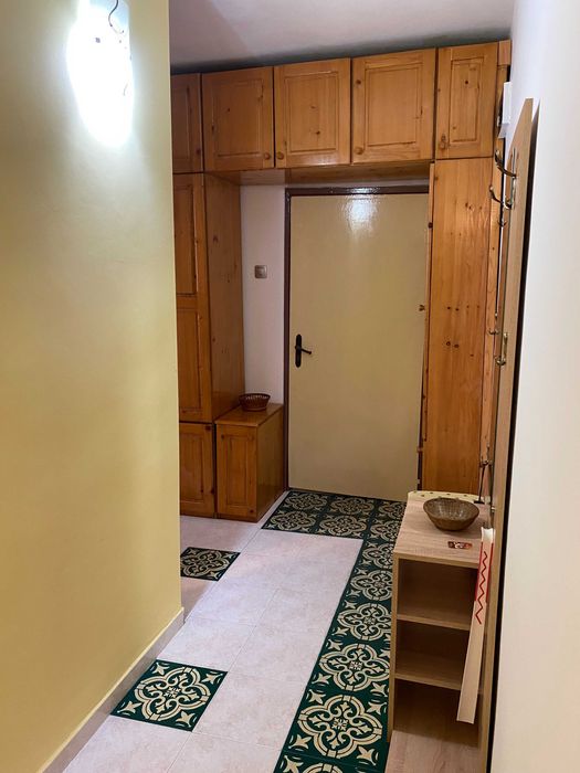 Продава се Тристаен апартамент в Ямбол, Васил Левски - 90 кв.м за 1456 €/кв.м - Снимка #10