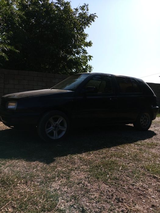 Голфь. 3  1.6 бензин