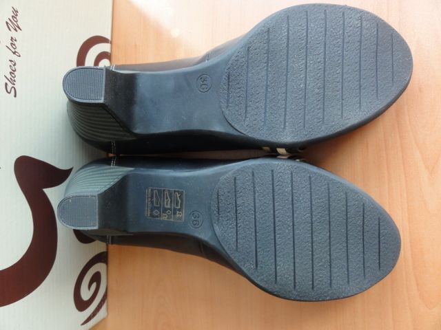 НОВИ дамски обувки 36 нр. - естествена кожа - марка GIDO