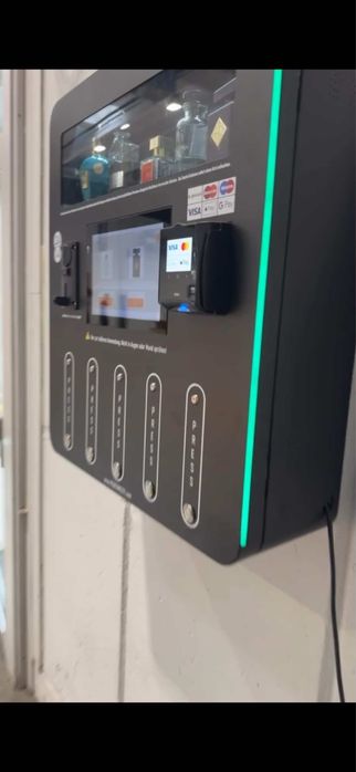 Вендинг Машина за парфюми