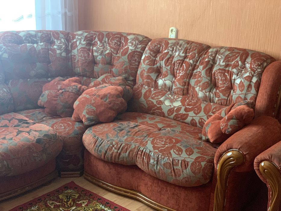 Диван Потютьков