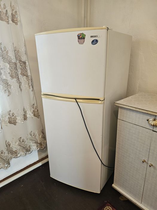 Продам холодильник SAMSUNG