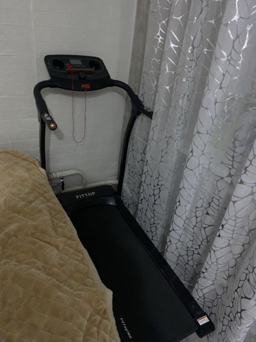 Продам беговую дорожку