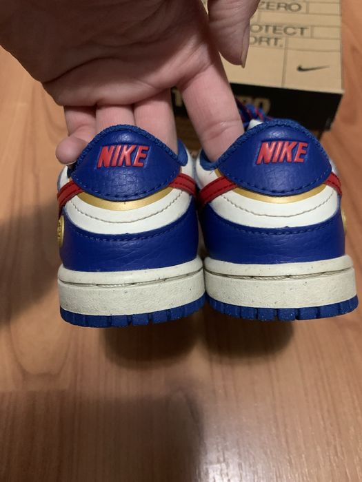 Adidasi copii nike marimea 25
