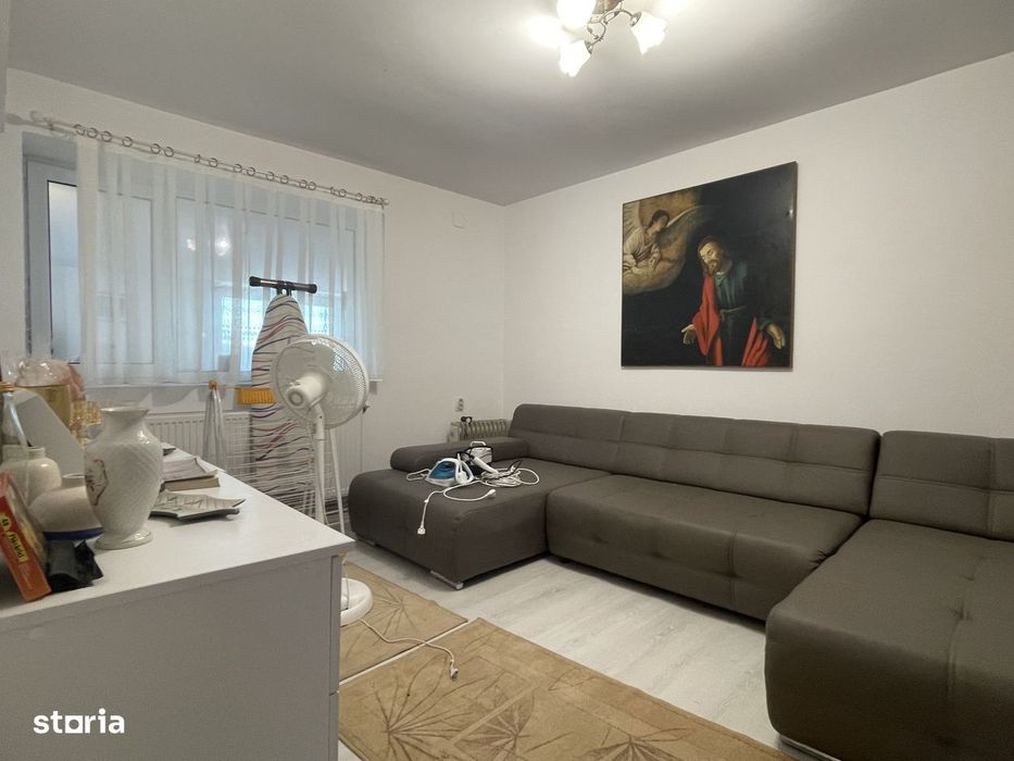 Casa spatioasa cu 5 camere