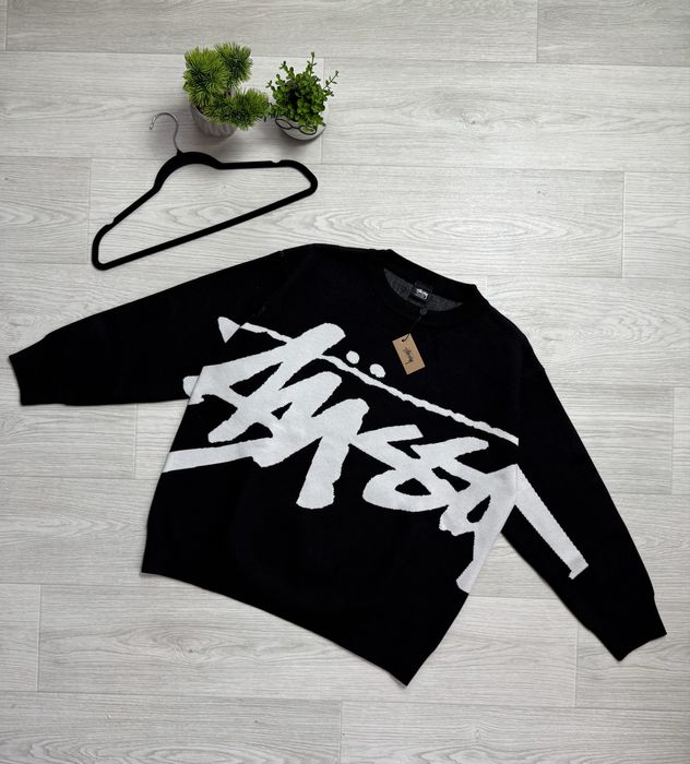 Класически плетен пуловер Stussу с разпознаваемо лого