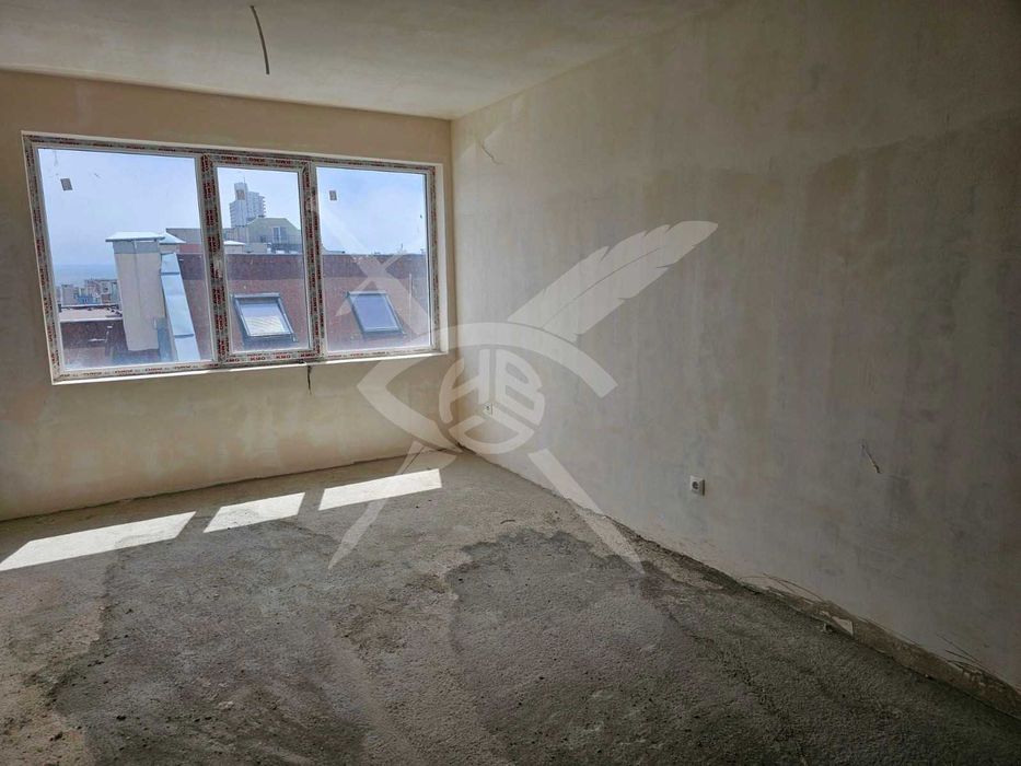 Продава се Тристаен апартамент в Бургас, Меден рудник - зона А - 108 кв.м за 416 €/кв.м - Снимка #2