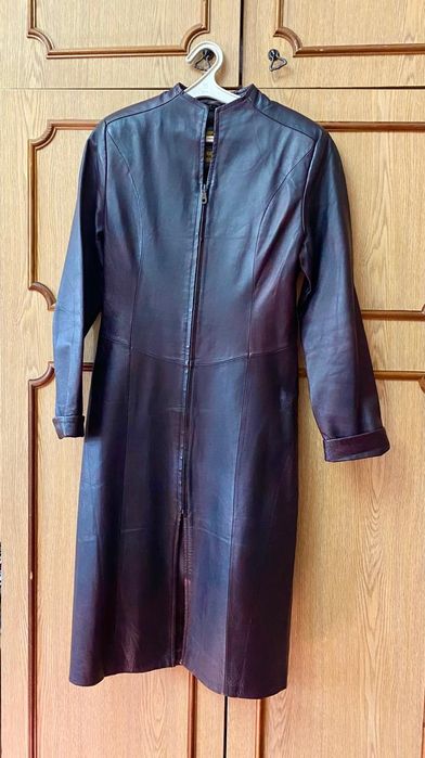 Кожаное пальто, плащ 42-44р