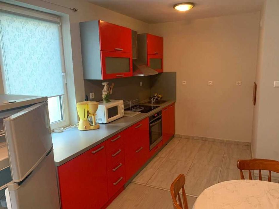 Дава се под наем Тристаен апартамент в Бургас, Лазур - 110 кв.м за 350 € - Снимка #6