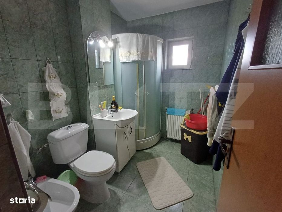 Apartament cu 2 camere, 58 mp, decomandat, zona Debarcader
