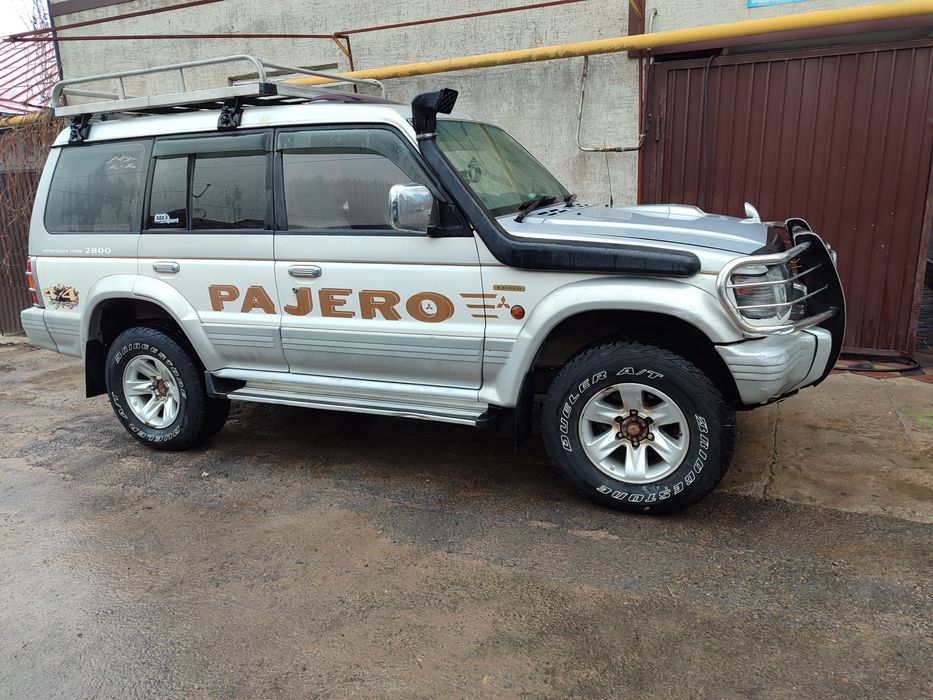 Митсубиси Поджеро