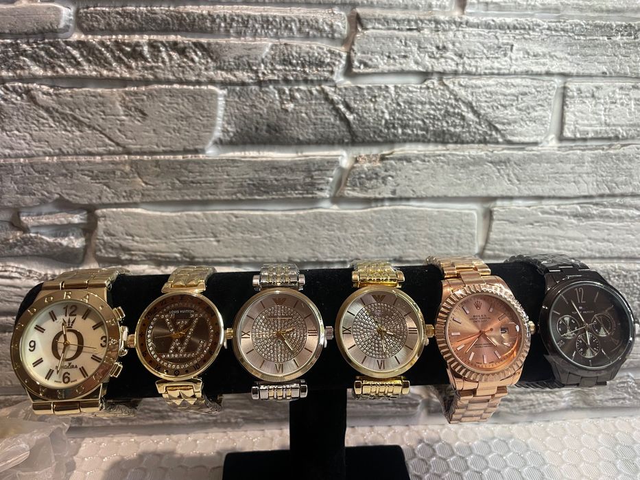 Луксозни дамски часовници