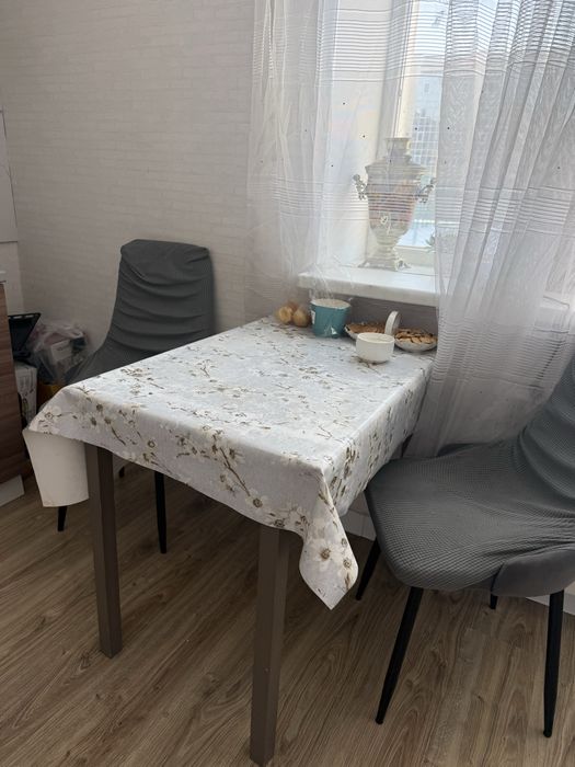 Продам кухонный гарнитур с плитой