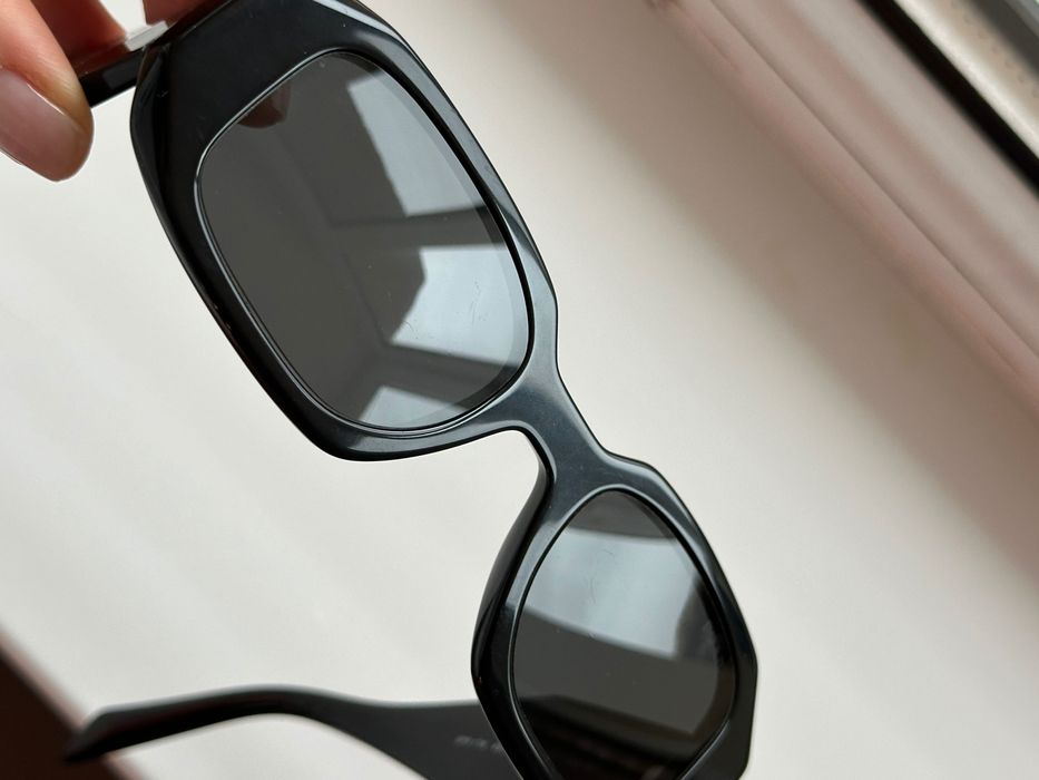 Слънчеви очила Prada PR17WS в черно