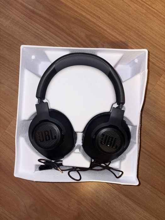Casti gaming JBL quantum 100