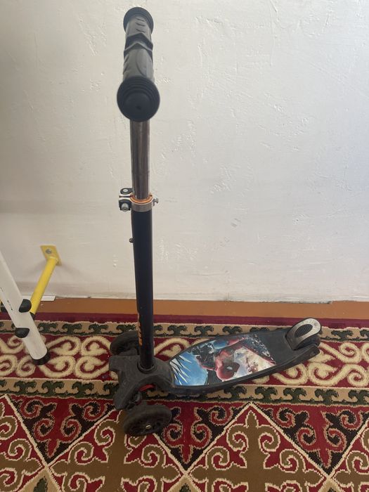 Продам детские самокаты