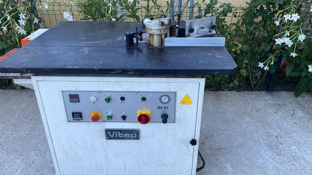 Mașina aplicat cant ABS