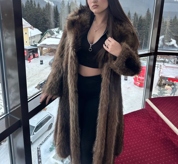 Haină de blană naturală