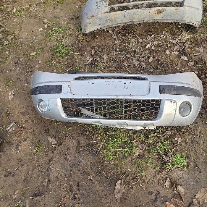 Предна броня за CITROEN C3 PLURIEL 2004