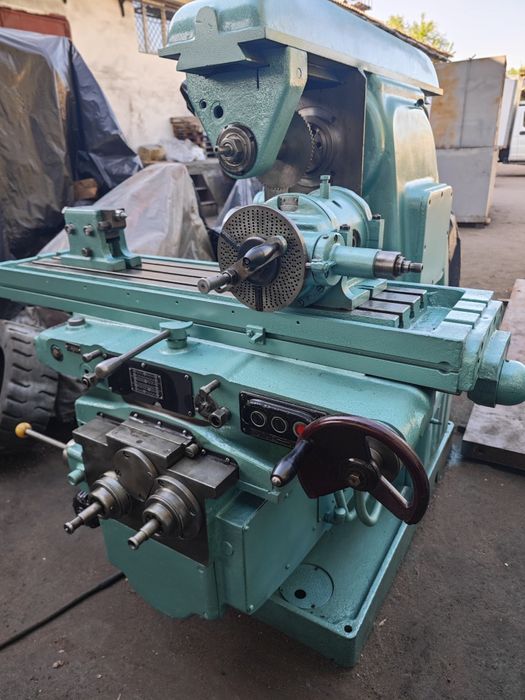 Горизонтально- фрезерный модель 6М82