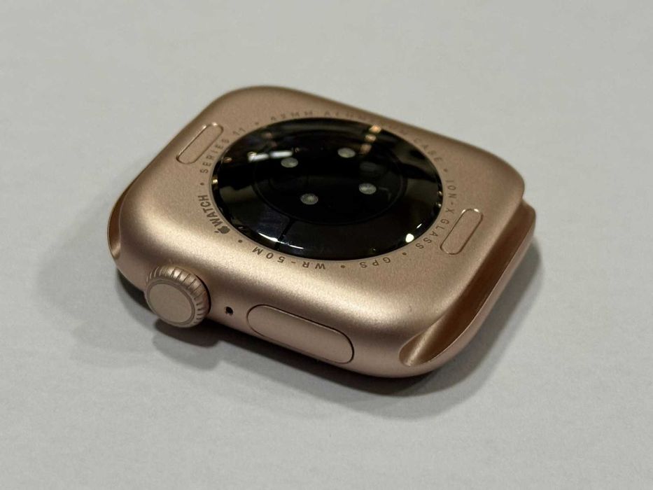 Apple Watch Series 11 42mm