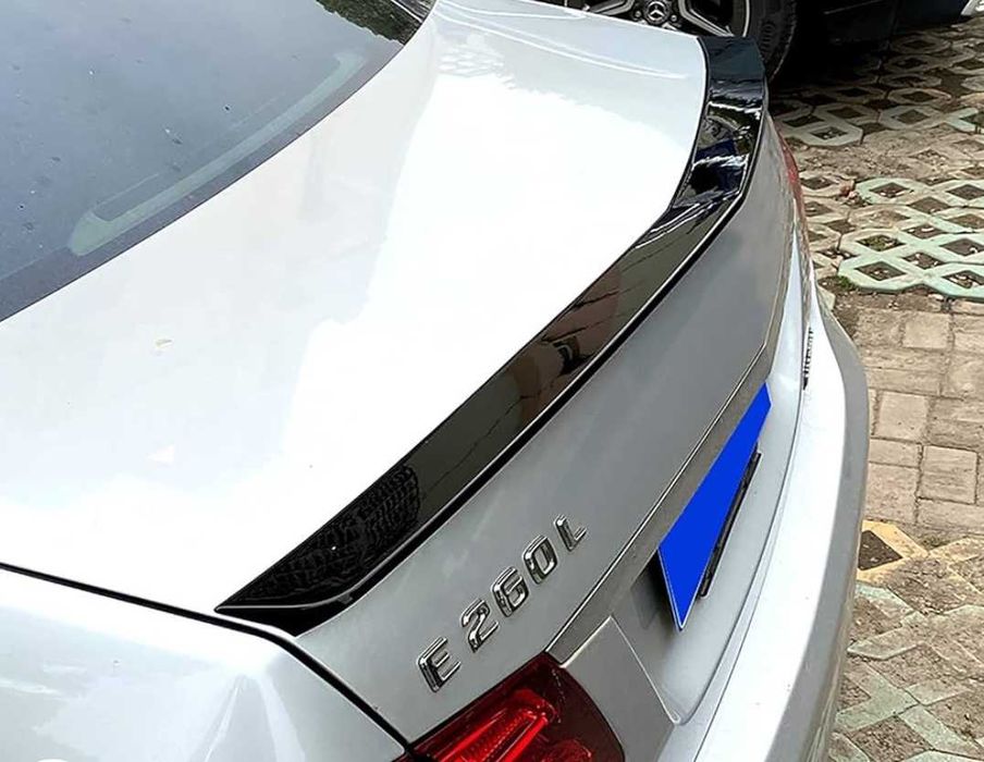 Лип Спойлер за Мерцедес W212 АМГ