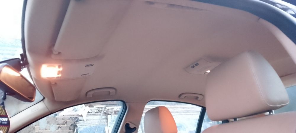 Продавам BMW E90  на части