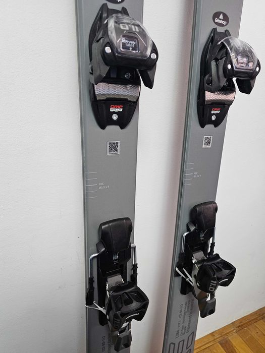 Schiuri Head Kore 87 (23–24) (NOI)– 184 cm + legături Marker 11.0 T