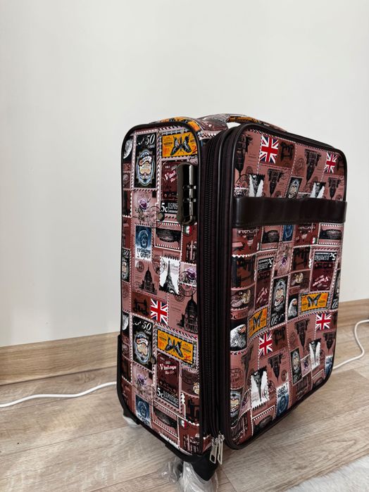 Чемодан на колесах