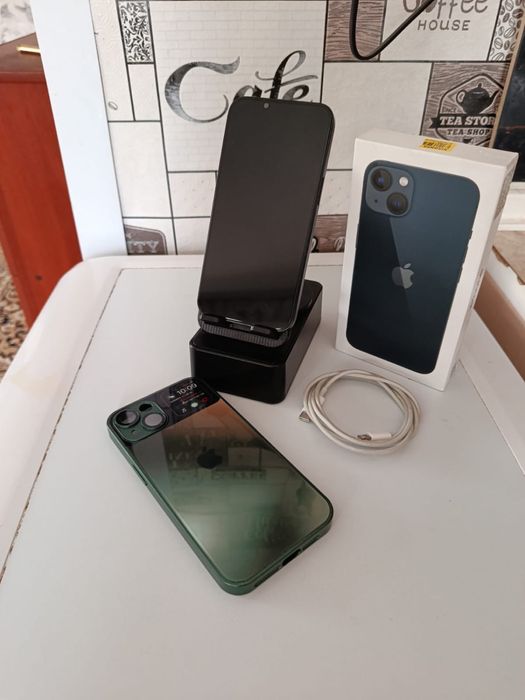 Продам Айфон 13 Память 128