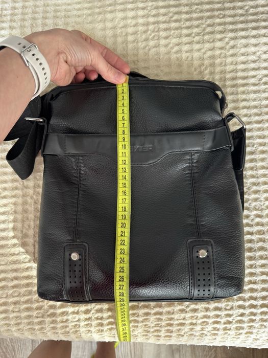 Продам мужские кофты и сумку