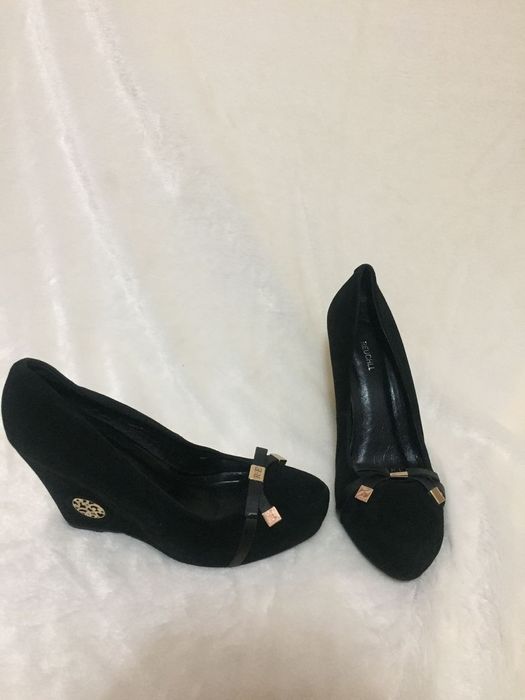 Продам обувь в хорошем состоянии