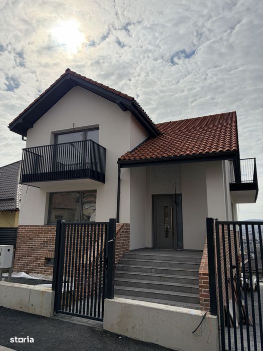 Casa Individuala deosebita Dambul Rotund, 210mp utili