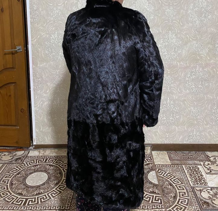 Норковая шуба  очень хорошая