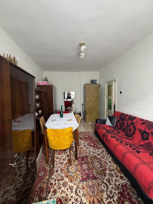Apartament doua camere + boxa