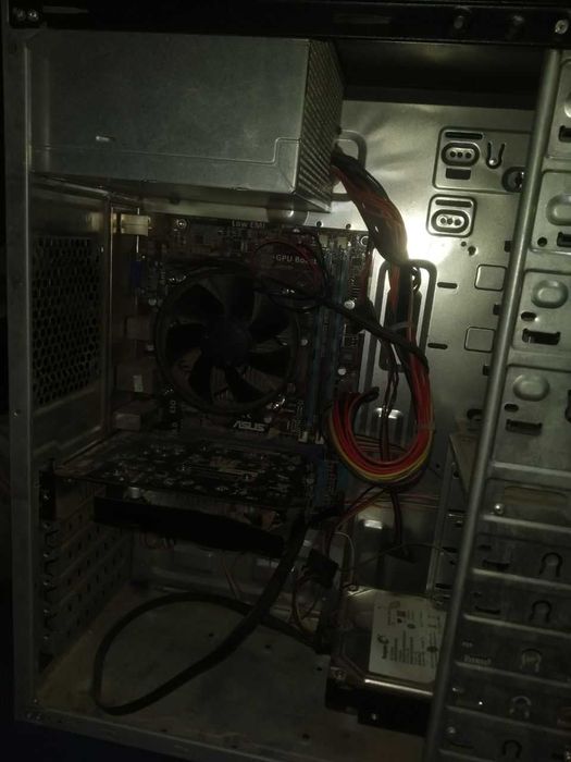 Продам компьютер. Срочно!!