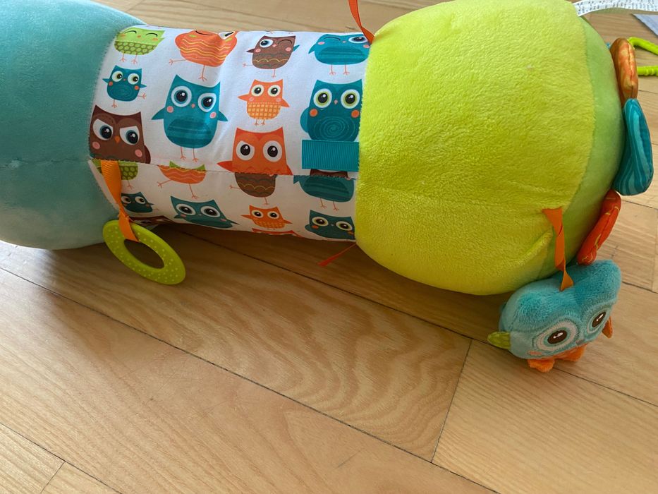 Чисто нова възглавничка за стоене по корем