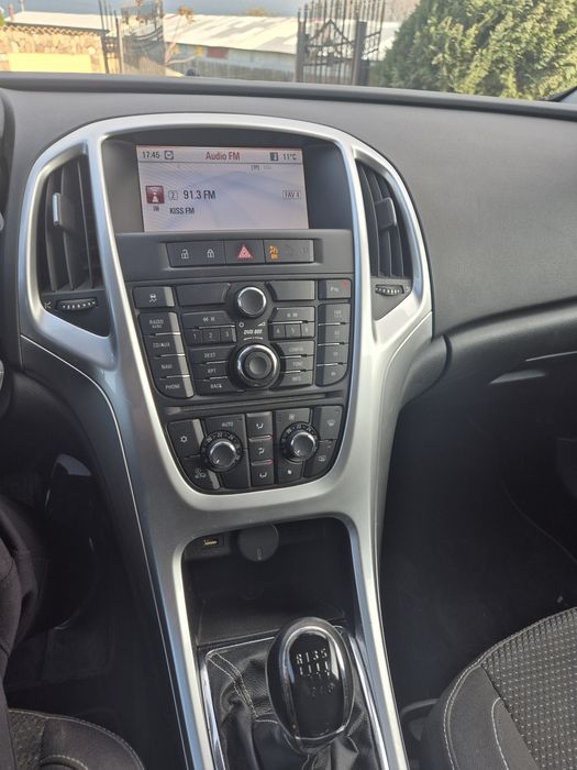 Opel Astra J 2010