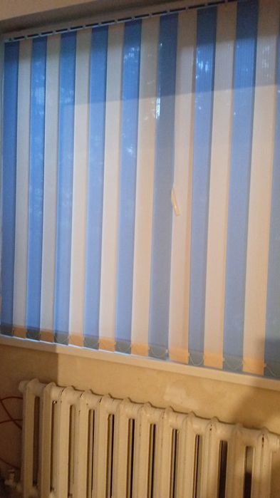 Срочно продам ролл шторы